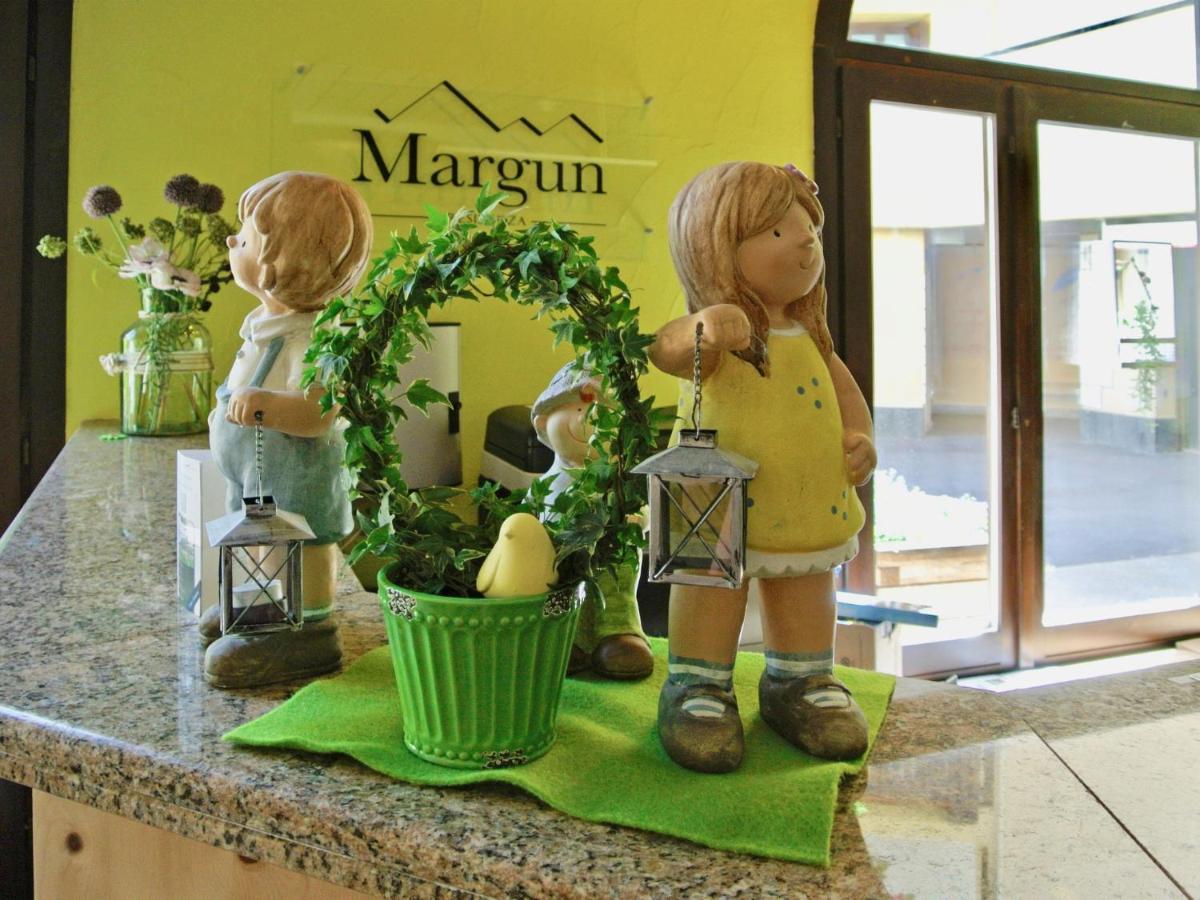 Apartment Residenza Chesa Margun 77-2 By Interhome 주를레 외부 사진